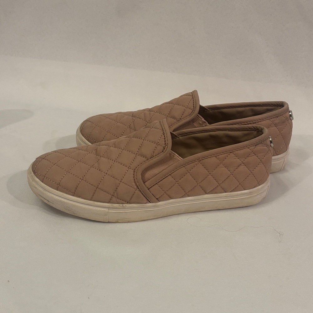 Steve Madden Quilted Tan Slip-On Loafers